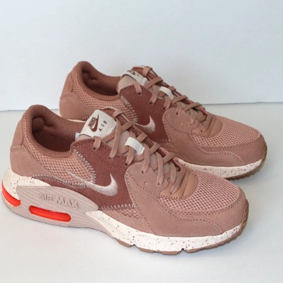 Nike Shoes Womens Nike Air Max Excee Sneakers Size 9 Cd543263 Rose Whisper Pink No Lid